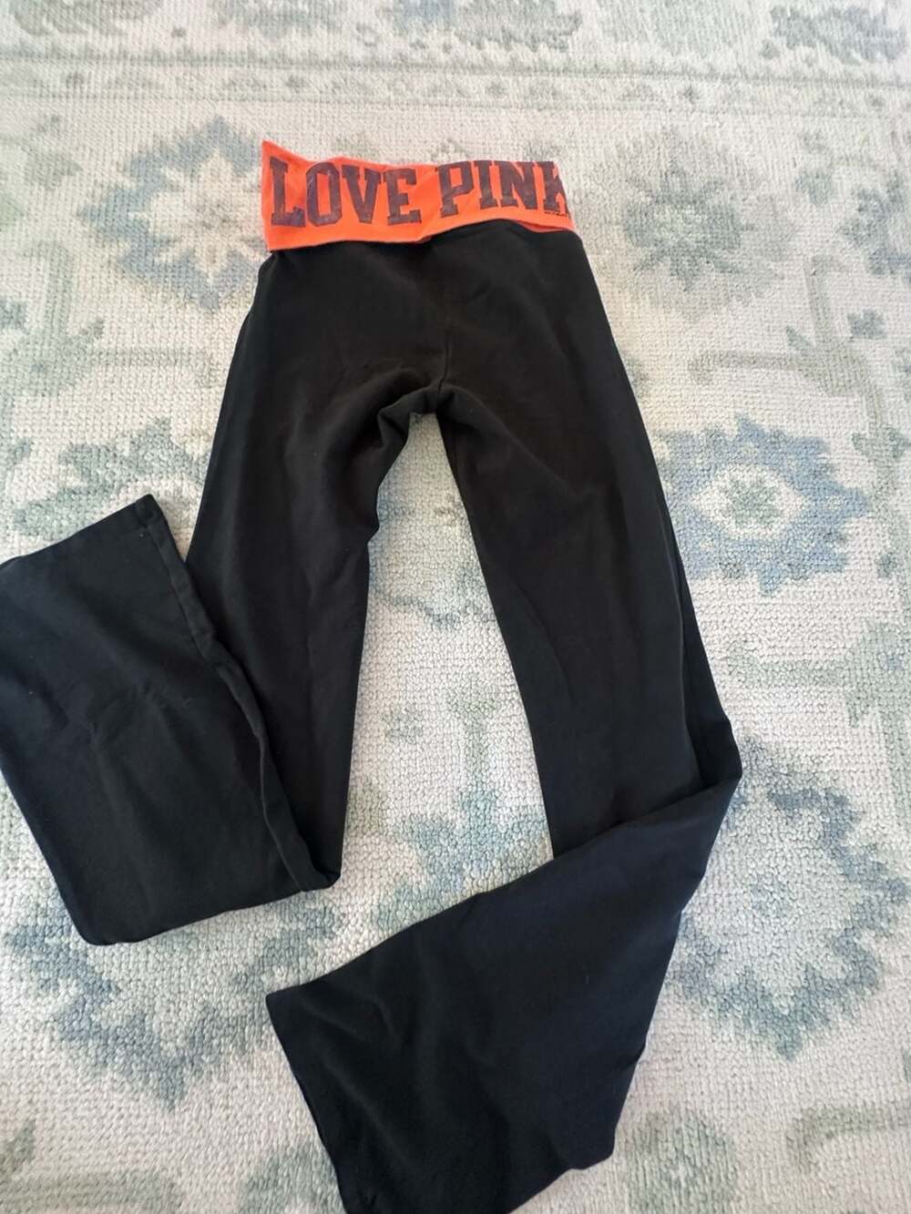 XS PINK Victoria's Secret Black Foldover Flare Yoga Pants - Chicago Bears C logo